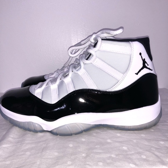Air Jordan ✩ 11 Retro Concord 2018 *LIKE NEW* - Picture 9 of 12